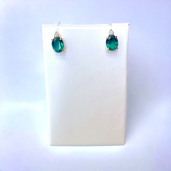 Emerald Green Earrings - Picture 4 of 4